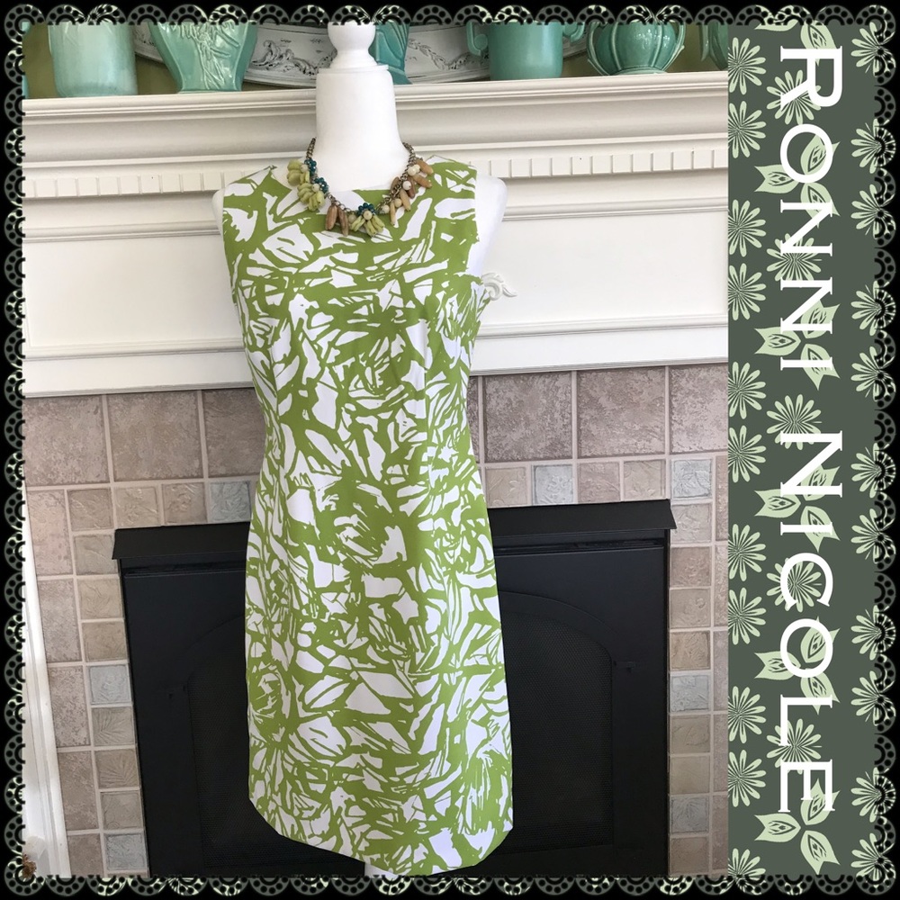 Ronni Nicole sleeveless dress, size 6